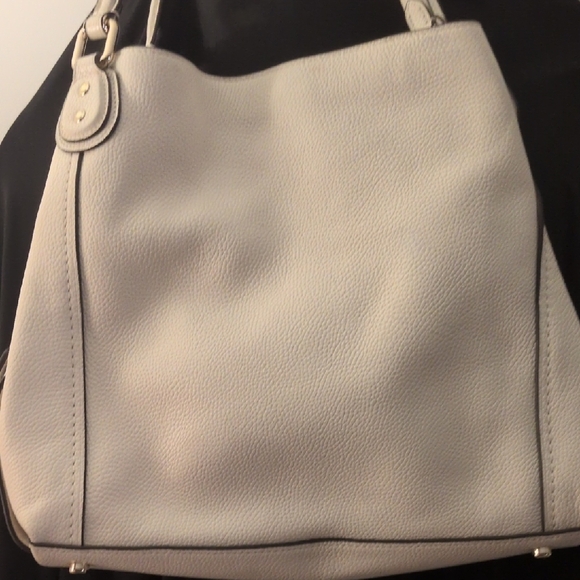 Coach Edie Cream Colored Shoulder Bag - Picture 3 of 16